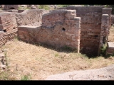 06156 ostia - regio iv - insula ix - terme dello scheletro (iv,ix,6) - raum (16) - bli ri sueden - 06-2024.jpg